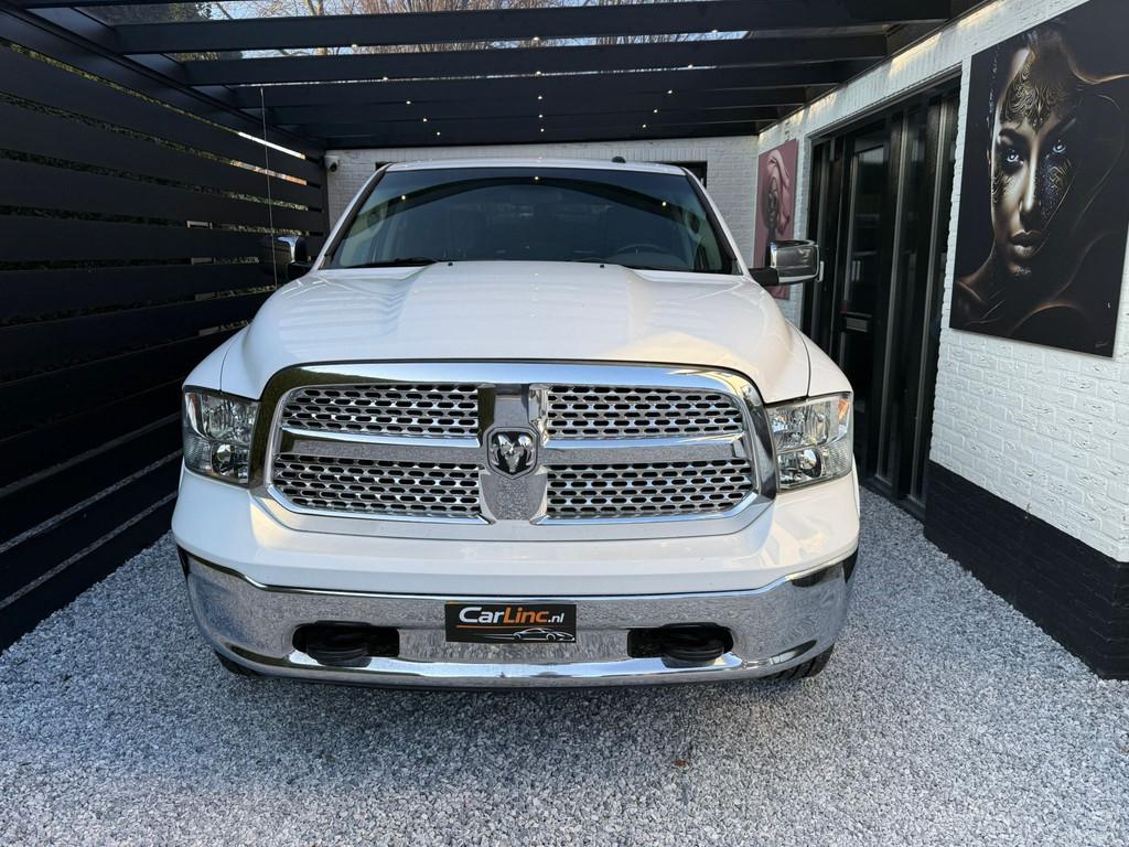 Dodge Ram 1500 5.7 V8 Quad Cab 6'4 DEALER ONDERHOUDEN, 6 PER, Auto's, Automaat, Gebruikt, 5654 cc, Bedrijf