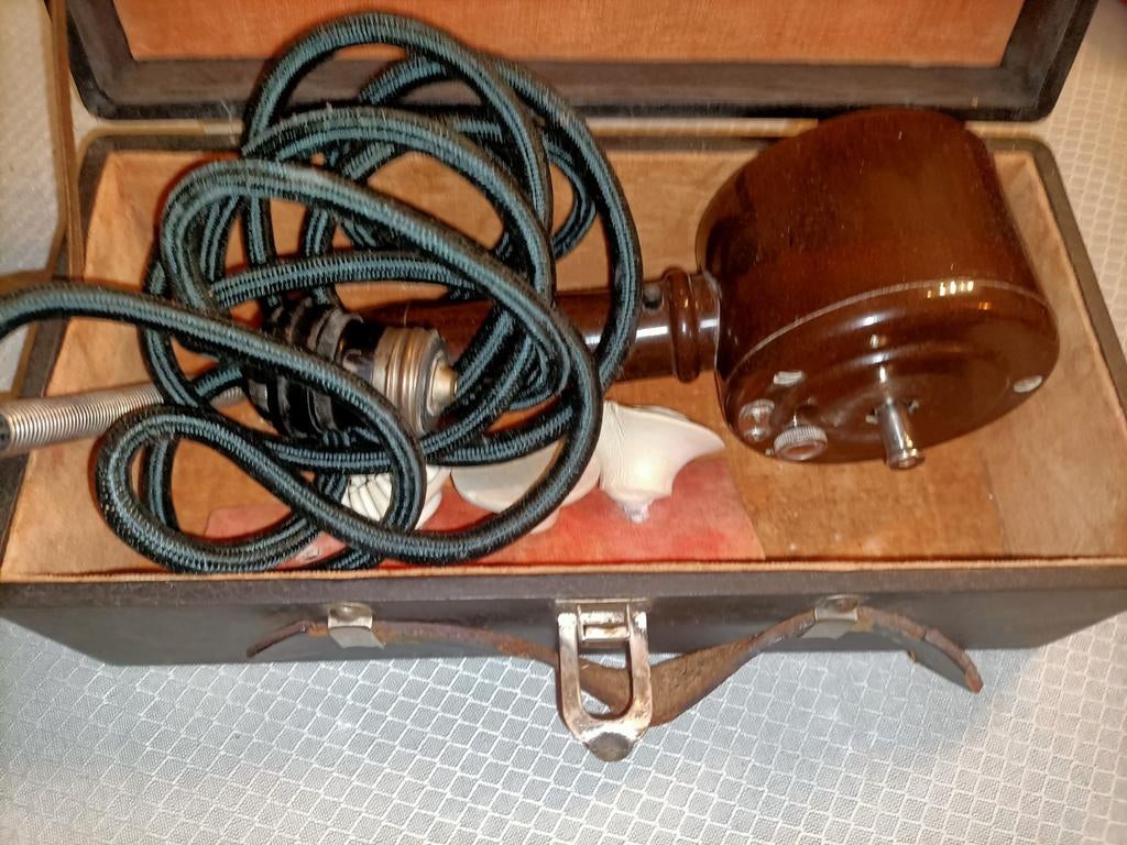 Vintage medisch massage apparaat bakeliet jaren 30, Ophalen, Gebruikt