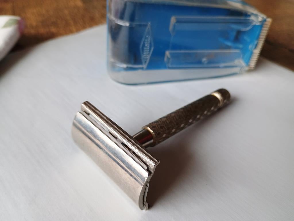 Vintage Gillette scheermes nog in doosje, Antiek en Kunst, Ophalen of Verzenden
