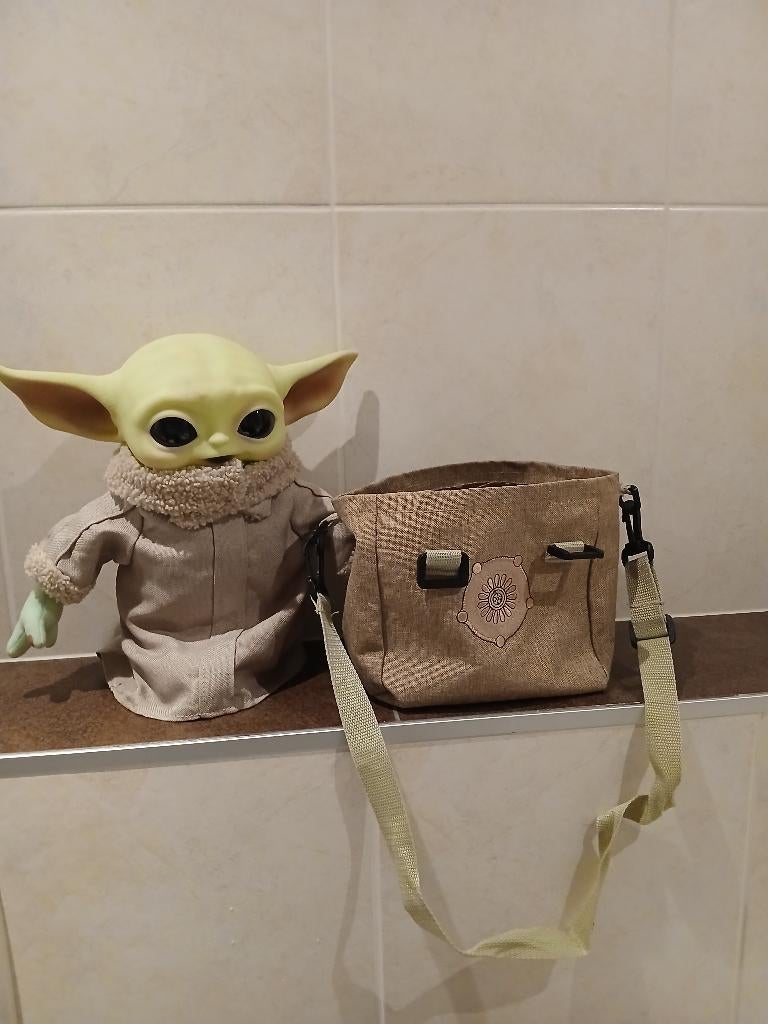 Star wars The child mandalorian Yoda, Verzamelen, Star Wars, Ophalen of Verzenden, Zo goed als nieuw, Actiefiguurtje