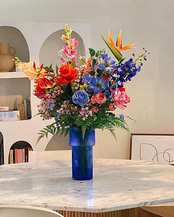 H&M cobalt blauwe vaas vase design blue flower zgan bloemen, Blauw, Ophalen of Verzenden, Minder dan 50 cm, Glas