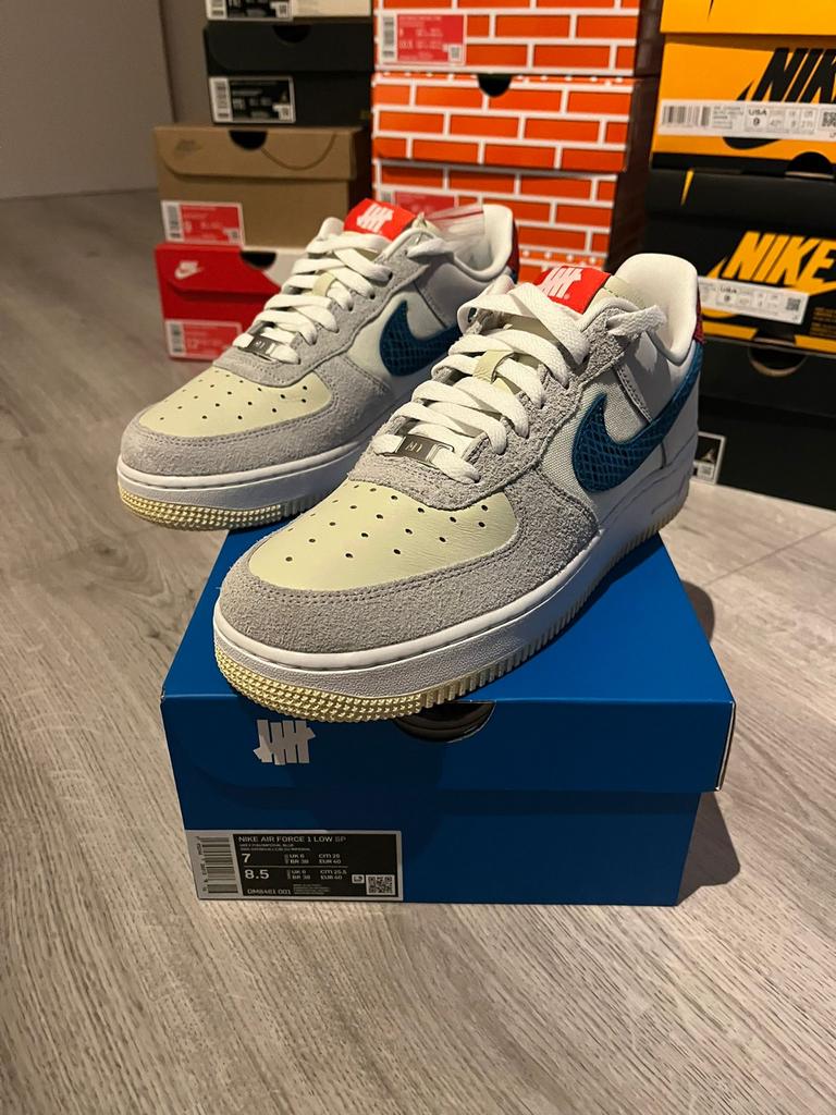 Nike Air Force 1 UNDEFEATED Grey Fog EU40, Kleding | Heren, Schoenen, Ophalen of Verzenden, Nieuw, Overige kleuren, Sneakers of Gympen