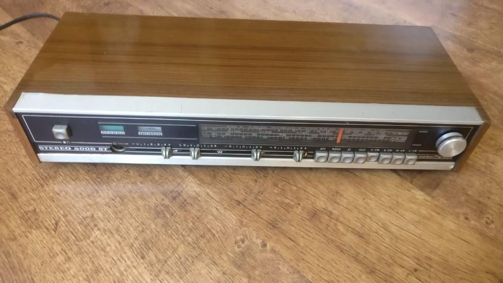 Radio Nordmende stereo 5008 ST 1975-1977, Audio, Tv en Foto, Radio's, Ophalen of Verzenden, Gebruikt, Radio
