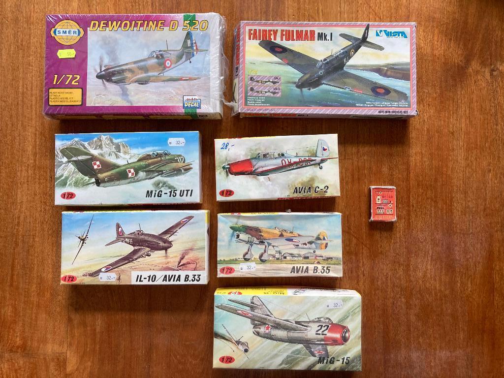 6x gevechtsvliegtuigen oorlogsvliegtuigen Avia Vista Smer, Overige merken, 1:72 tot 1:144, Ophalen of Verzenden, Zo goed als nieuw