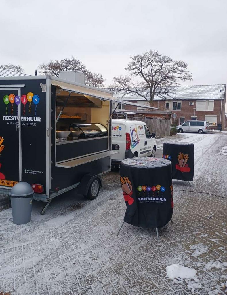 Frietkraam / Snackwagen te huur, Ophalen