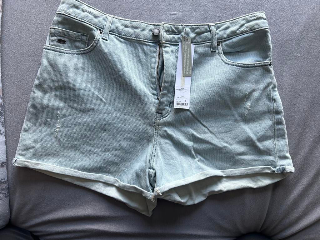 O'neill Demin dames korte spijkerbroek, Ophalen of Verzenden, Nieuw, Blauw, W28 - W29 (confectie 36)