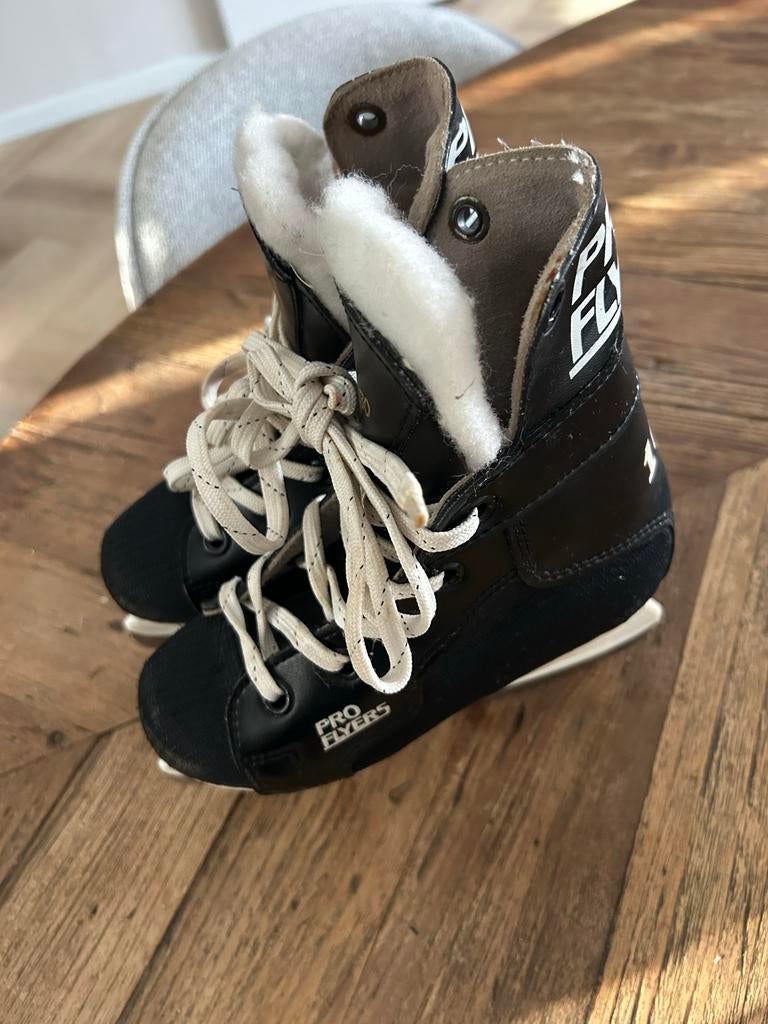 Ijsjockey schaatsen maat 30, Sport en Fitness, Schaatsen, Gebruikt, IJshockeyschaatsen, Ophalen, Overige merken