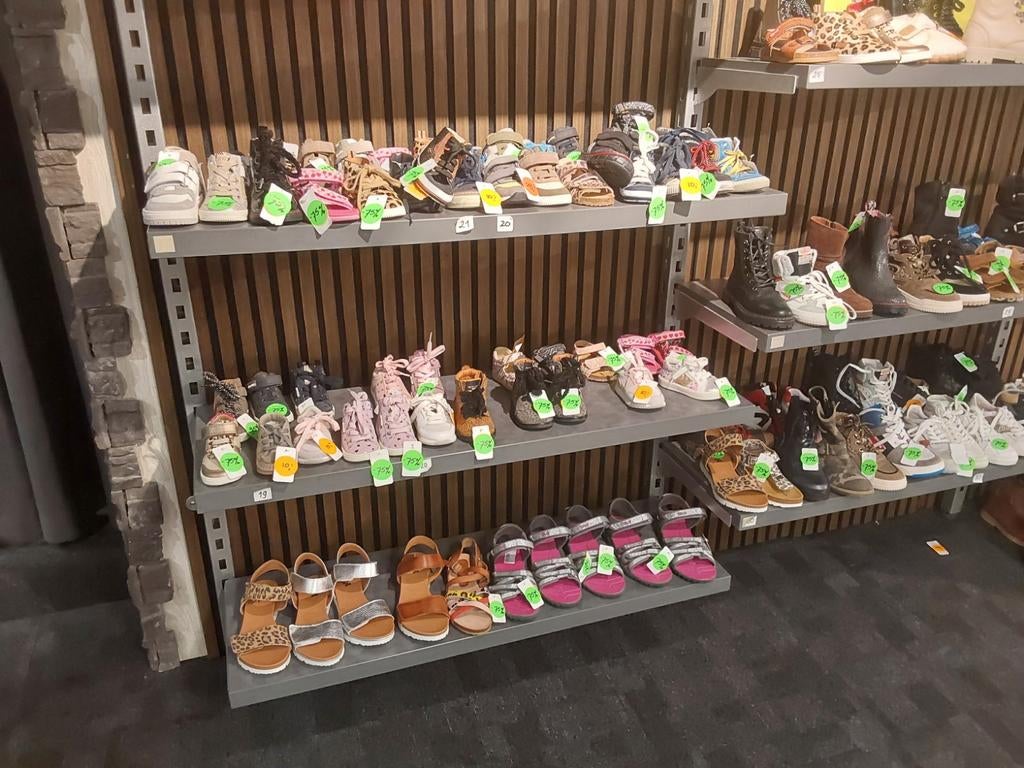 Opheffingsuitverkoop kinderschoenen partij restmodellen, Ophalen, Nieuw, Meisje, Schoenen