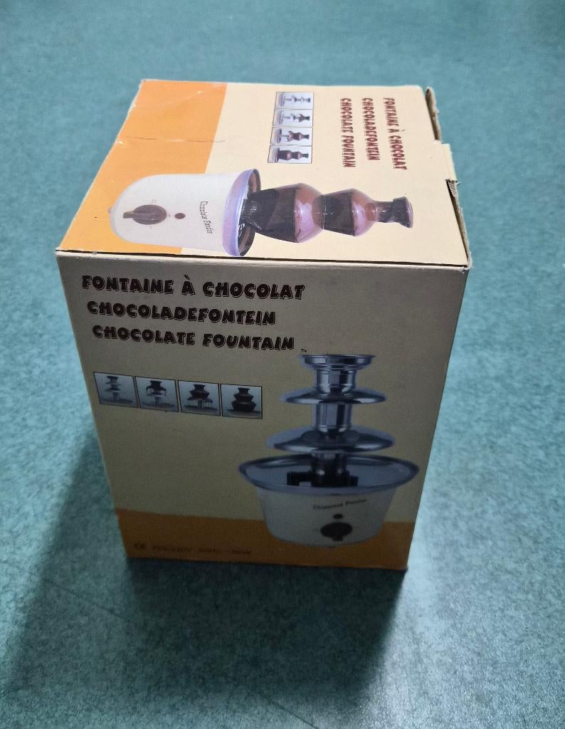 Chocolade fontein, Witgoed en Apparatuur, Fonduesets, Ophalen of Verzenden, Zo goed als nieuw, Elektrisch, Fondueset