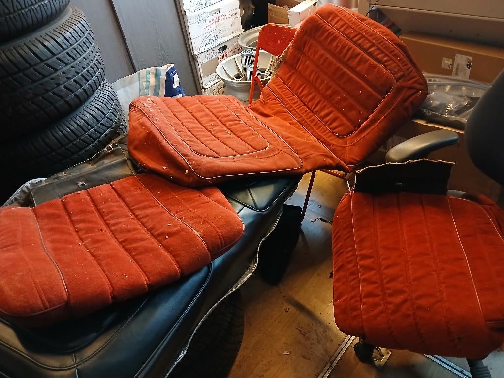 Pontiac Firebird 1978 bekleding Rood Blauw de Luxe Velours, Auto-onderdelen, Ophalen of Verzenden, Gebruikt, Overige automerken