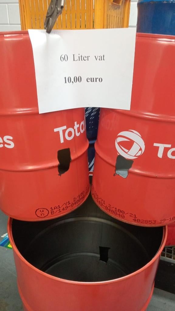 vuurton  oliedrum 60 & 200 liter open of dicht, Ophalen, Zo goed als nieuw, Vuurton