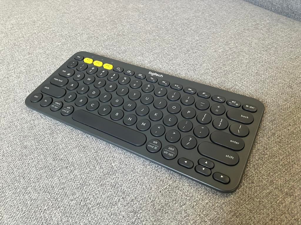 Logitech K380 toetsenbord, Computers en Software, Toetsenborden, Ophalen, Qwerty, Zo goed als nieuw, Draadloos