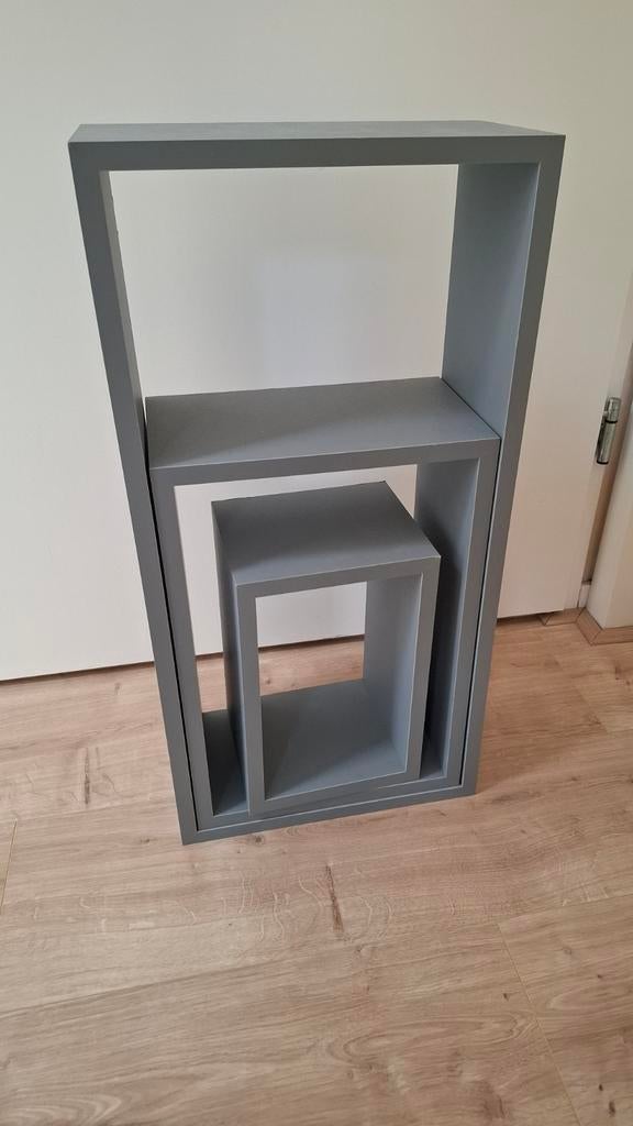 Grijs wandplanken / wanddecoratie, Ophalen, Zo goed als nieuw