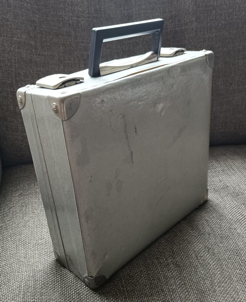 Cassettekoffertjes (2), Verzamelen, Retro, Ophalen of Verzenden, Huis en Inrichting