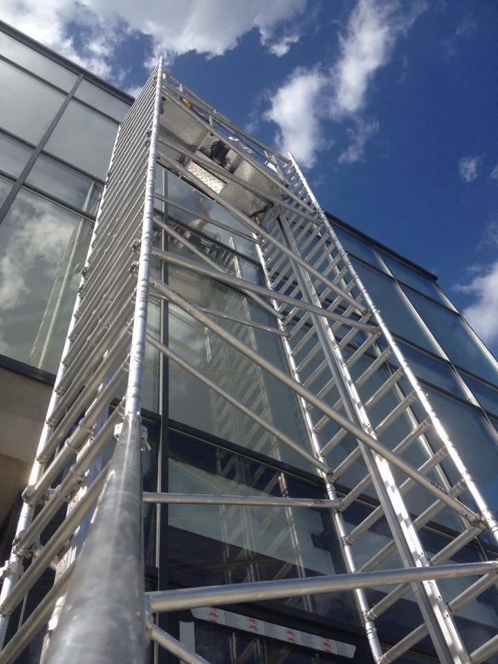 Elektrische Rolsteigerliften diverse uitvoeringen 250 kg max, Ophalen of Verzenden