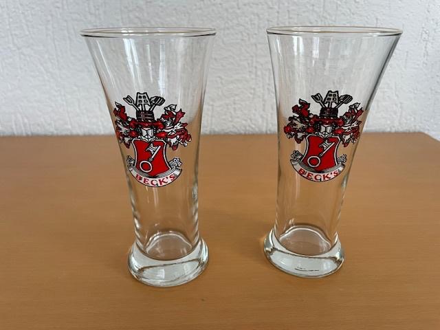 2 Beck’s Bierglazen met het wapen van het merk , Ophalen of Verzenden, Gebruikt, Glas of Glazen, Overige merken