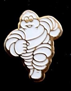 Michelin pin- wit emaille en dikke uitvoering, Ophalen of Verzenden, Nieuw, Transport, Speldje of Pin