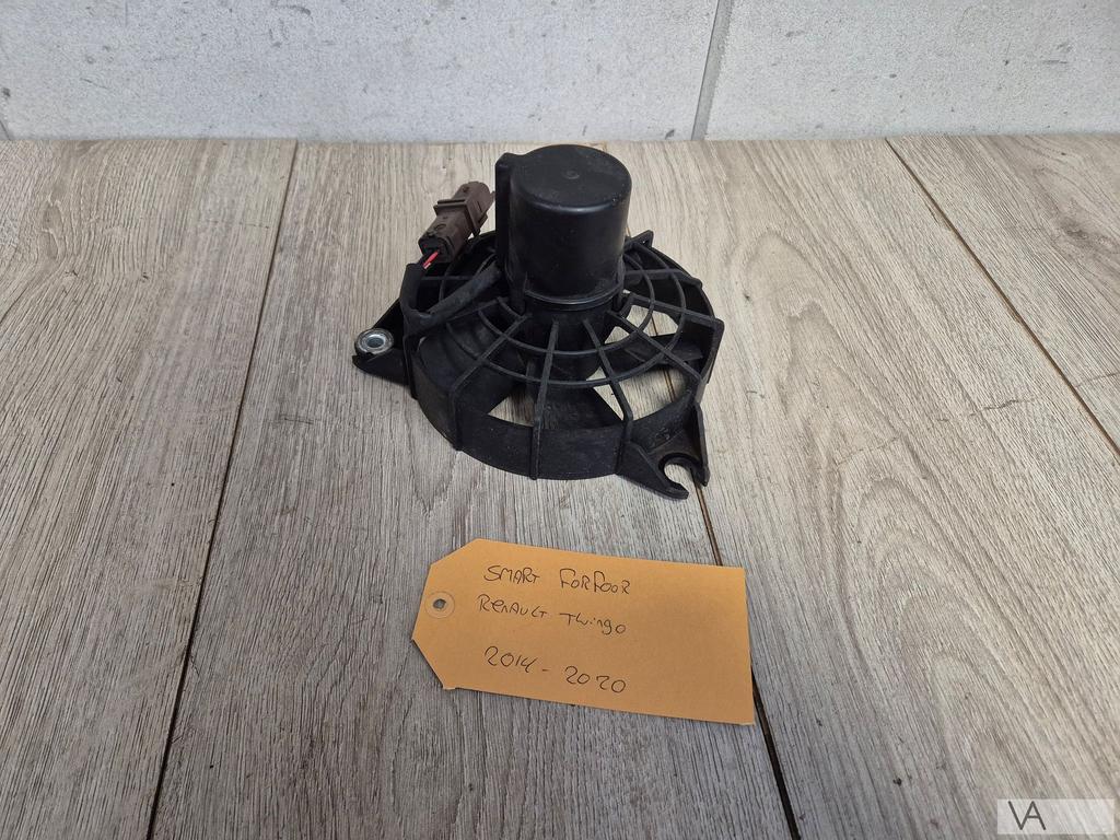 Renault Twingo / Smart Forfour 2014 - 2020 koelvin bij motor, Gebruikt, -, -, Ophalen of Verzenden