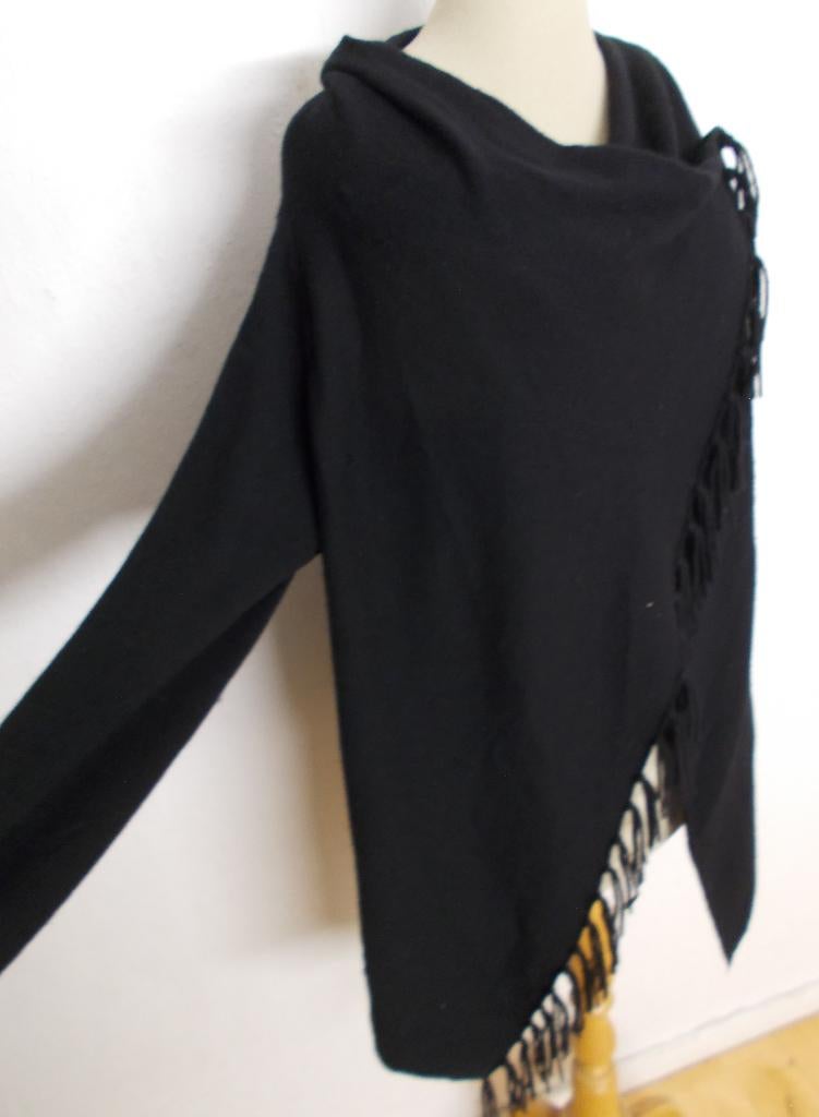 Mooie zwarte 50% wol/50% cashmere trui van Repeat! M/L, Kleding | Dames, Truien en Vesten, Zo goed als nieuw, Maat 38/40 (M), Zwart