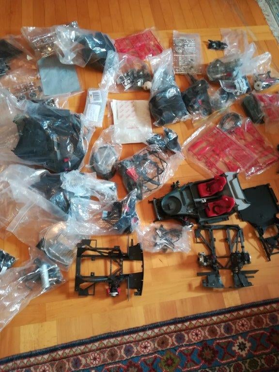 Diverse reserveonderdelen Pocher 1/8 bulkonderdelen Pocher F, Hobby en Vrije tijd, Modelauto's | 1:5 tot 1:12, Zo goed als nieuw