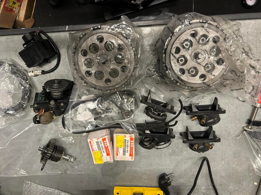 Aprilia RS 250 onderdelen Suzuki rgv 250 2 takt, Ophalen of Verzenden, Gebruikt