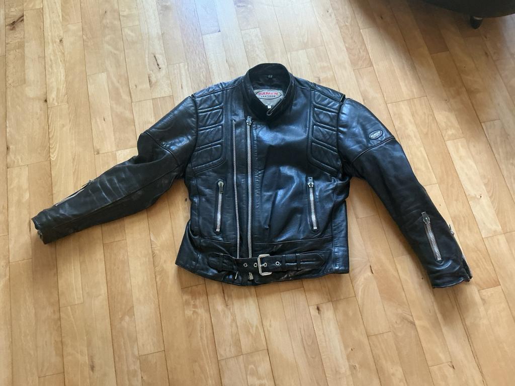 Damen leren jas maat 38  - 40 kleur zwart, Motoren, Kleding | Motorkleding, Ophalen of Verzenden, Tweedehands, Dames, Jas | leer