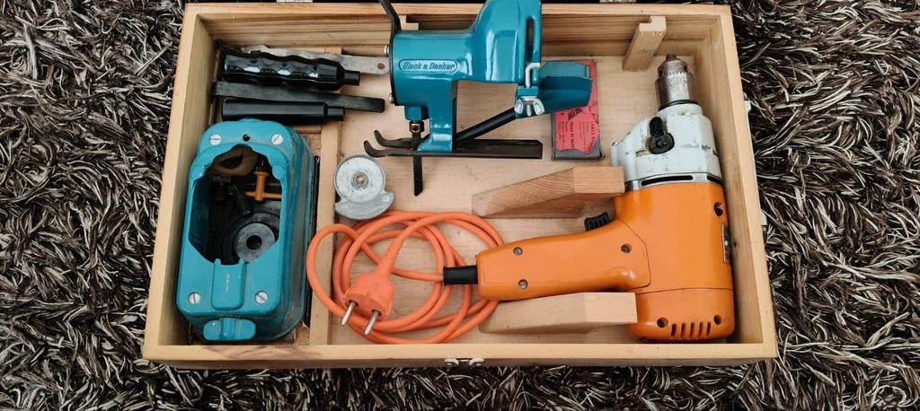 Black&Decker boor en schuurmacrine en decoupeerzaag, Ophalen of Verzenden, Zo goed als nieuw