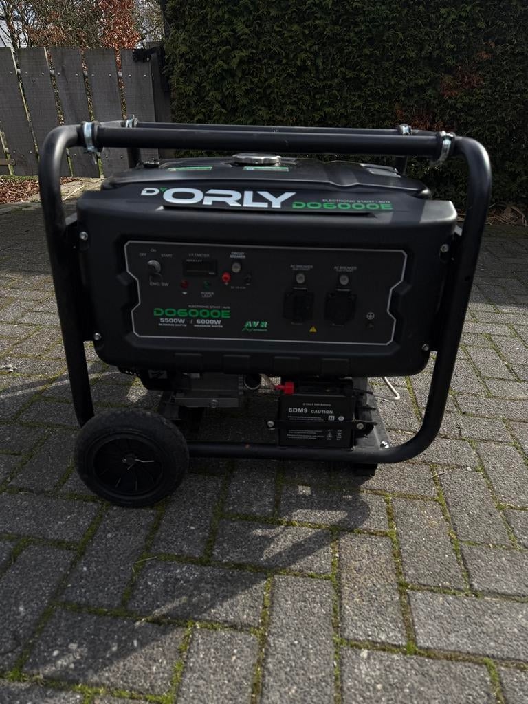 D’Orly Benzine aggregaat DO6000E, Ophalen, Elektrisch startend, Benzine, Zo goed als nieuw