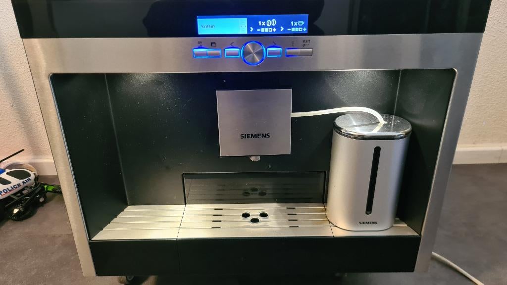 Luxe Siemens inbouw koffie machine model TK76K573, Witgoed en Apparatuur, Gebruikt, 60 cm of meer, Oven met grill, Inbouw