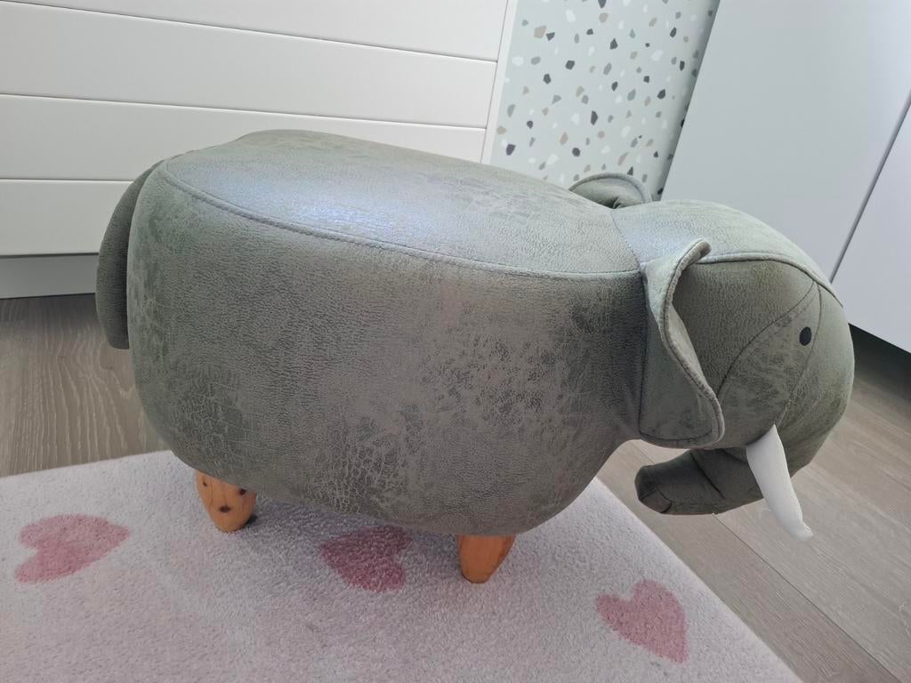 Leuke groene olifanten kruk met houten poten, Ophalen, Zo goed als nieuw, Hout