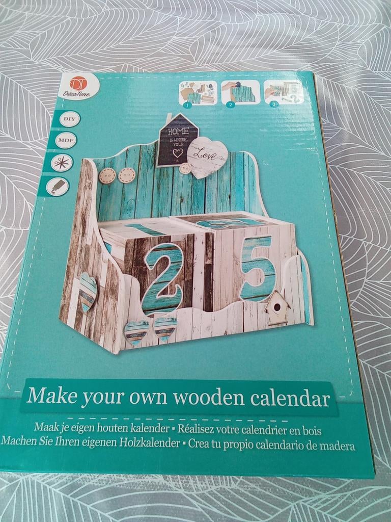 Maak je eigen houten kalender nieuw in doos, Diversen, Kalenders, Ophalen, Maandkalender, Nieuw