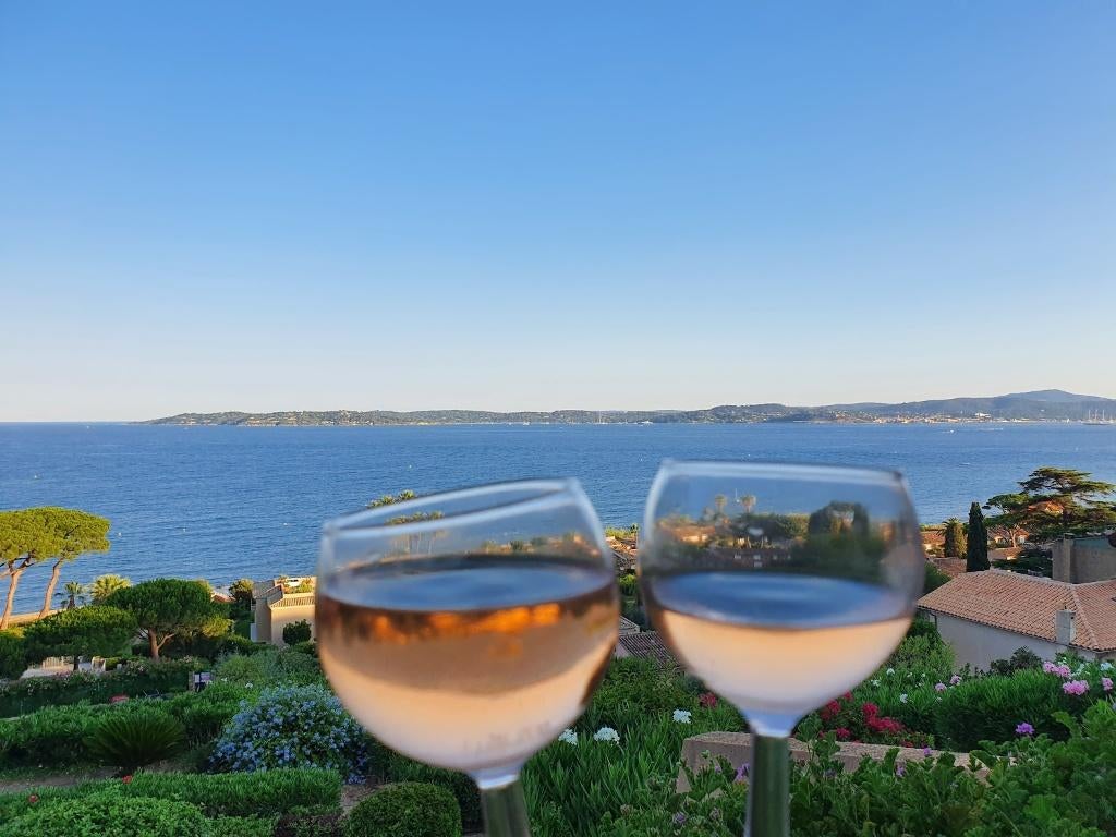 Sainte-Maxime Zon en zeezicht: 3 slaapkamers, airco, zwembad, Vakantie, 5 personen, Dorp, 2 slaapkamers, Provence en Côte d'Azur