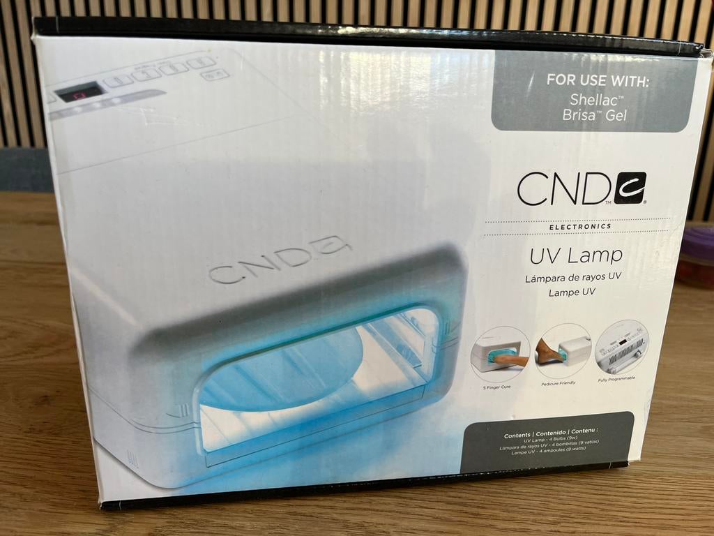 CND uv lamp 36watt, Sieraden, Tassen en Uiterlijk, Uiterlijk | Cosmetica en Make-up, Zo goed als nieuw, Toebehoren, Handen en Nagels