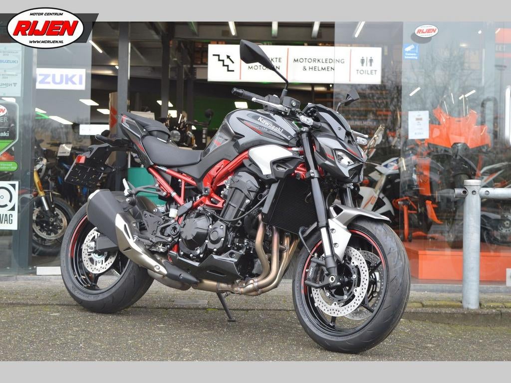 KAWASAKI Z 900 VOORRAAD SALE (bj 2025), Motoren, 4 cilinders, Motorrijbewijs A, 948 cc, Bedrijf