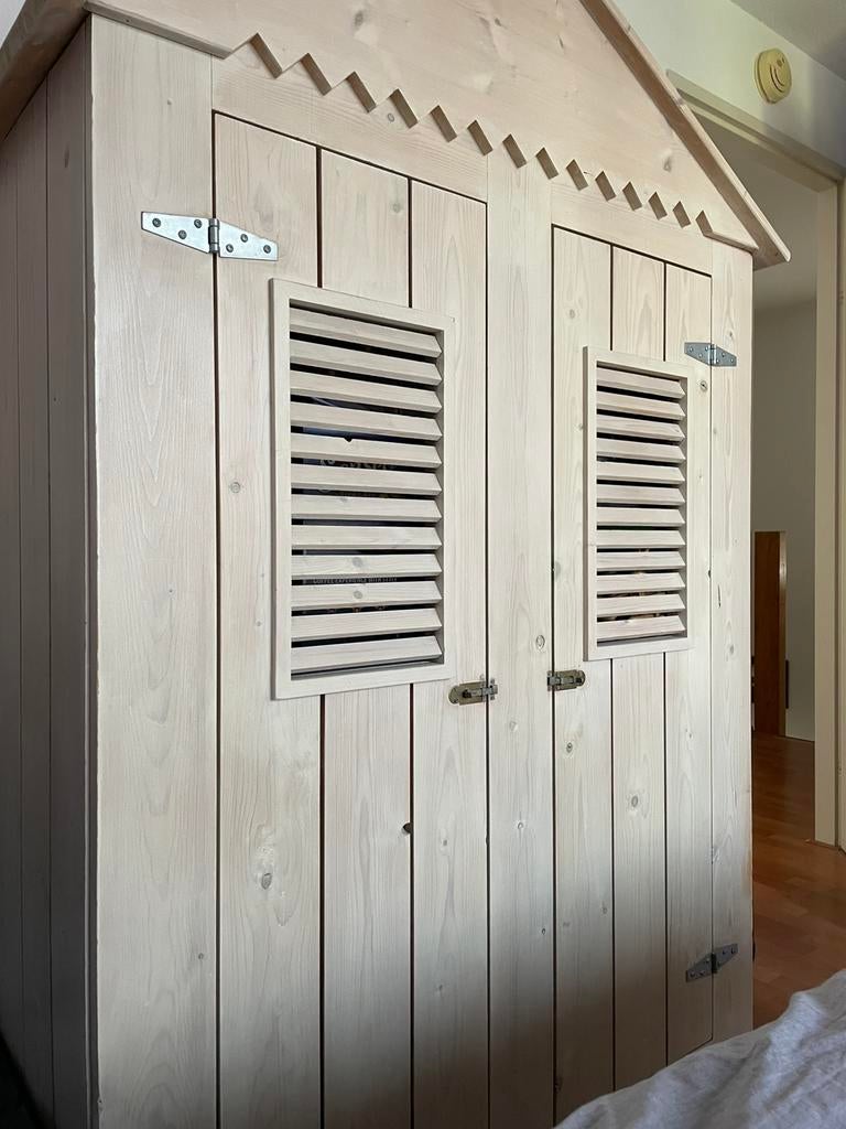 Kids Factory kinderkledingkast -white wash - als nieuw, Kinderen en Baby's, Ophalen, Gebruikt