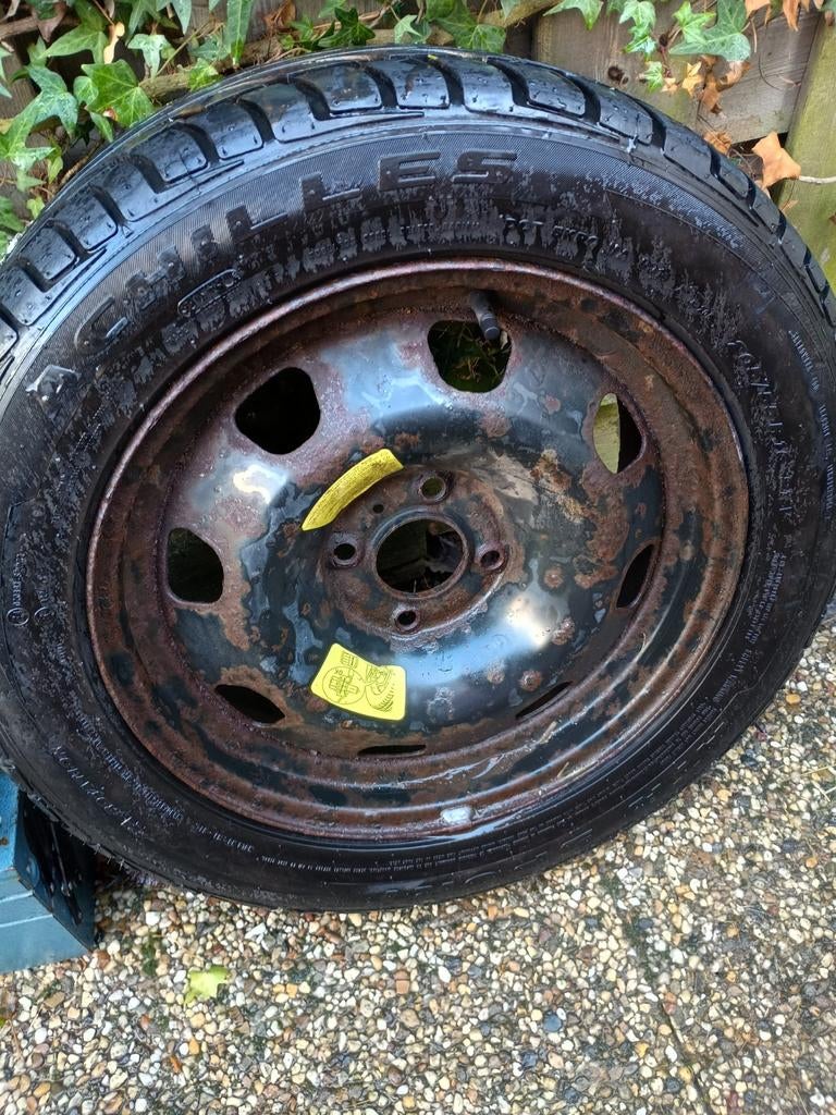 Reservewiel met nieuwe band van achilles, Ophalen, Nieuw