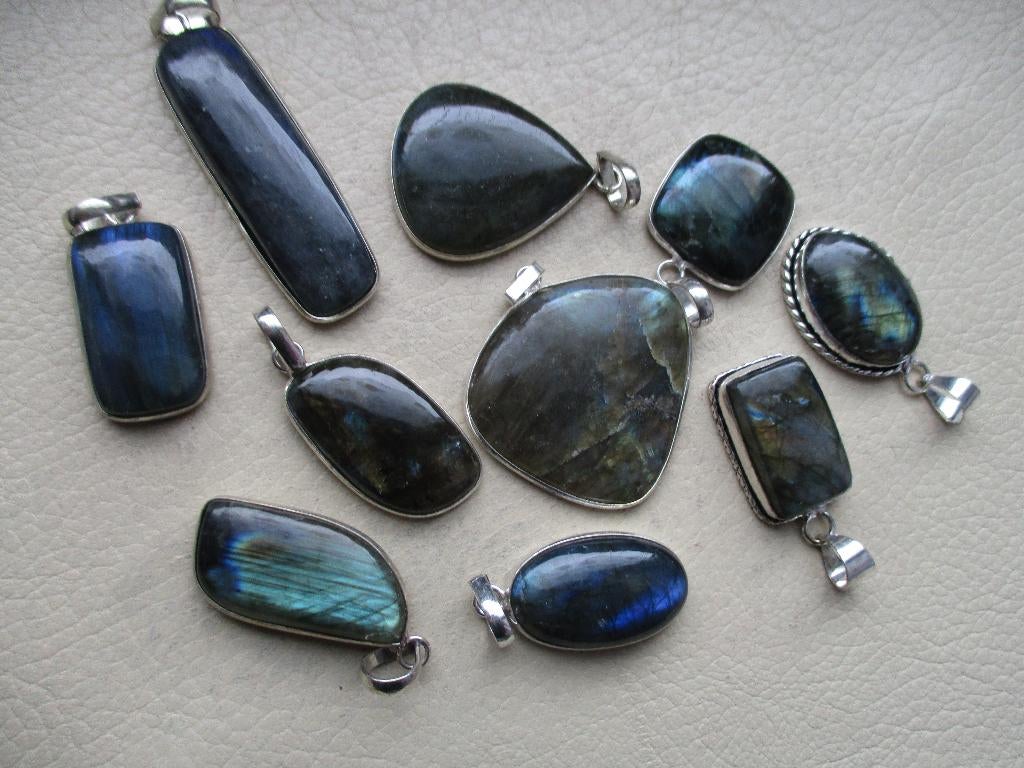 partij mix madagascar labradoriet natuursteen hangers mix 10, Overige kleuren, Nieuw, Ophalen of Verzenden, Met edelsteen