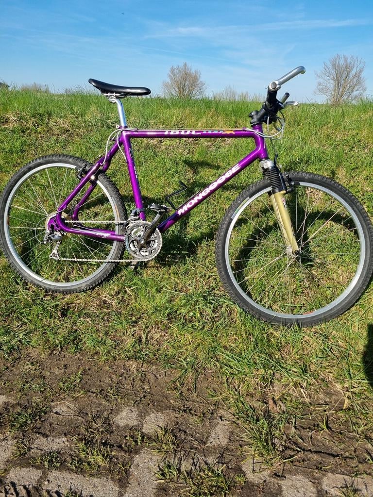 Vintage MONGOOSE.  Iboc  Comp. Sx.     Paars mettalic ., Fietsen en Brommers, Fietsen | Mountainbikes en ATB, Ophalen, Gebruikt