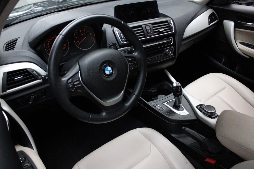 BMW 1-serie 118i Centennial High Executive Leder - Climate -, Lichtsensor, Gebruikt, Bedrijf, 3 cilinders
