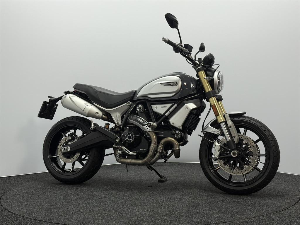 Ducati Scrambler 1100 - foto 2