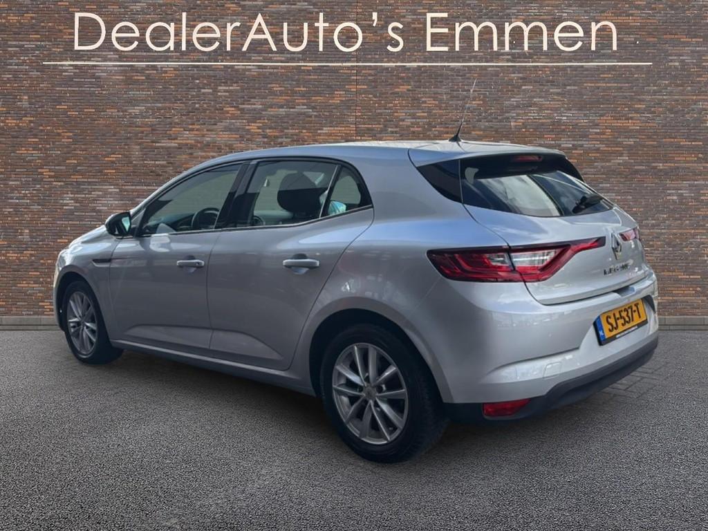 Renault Mégane 1.5 dCi ECC LMV NAVI CRUISE, Voorwielaandrijving, Gebruikt, Metallic lak, 4 cilinders
