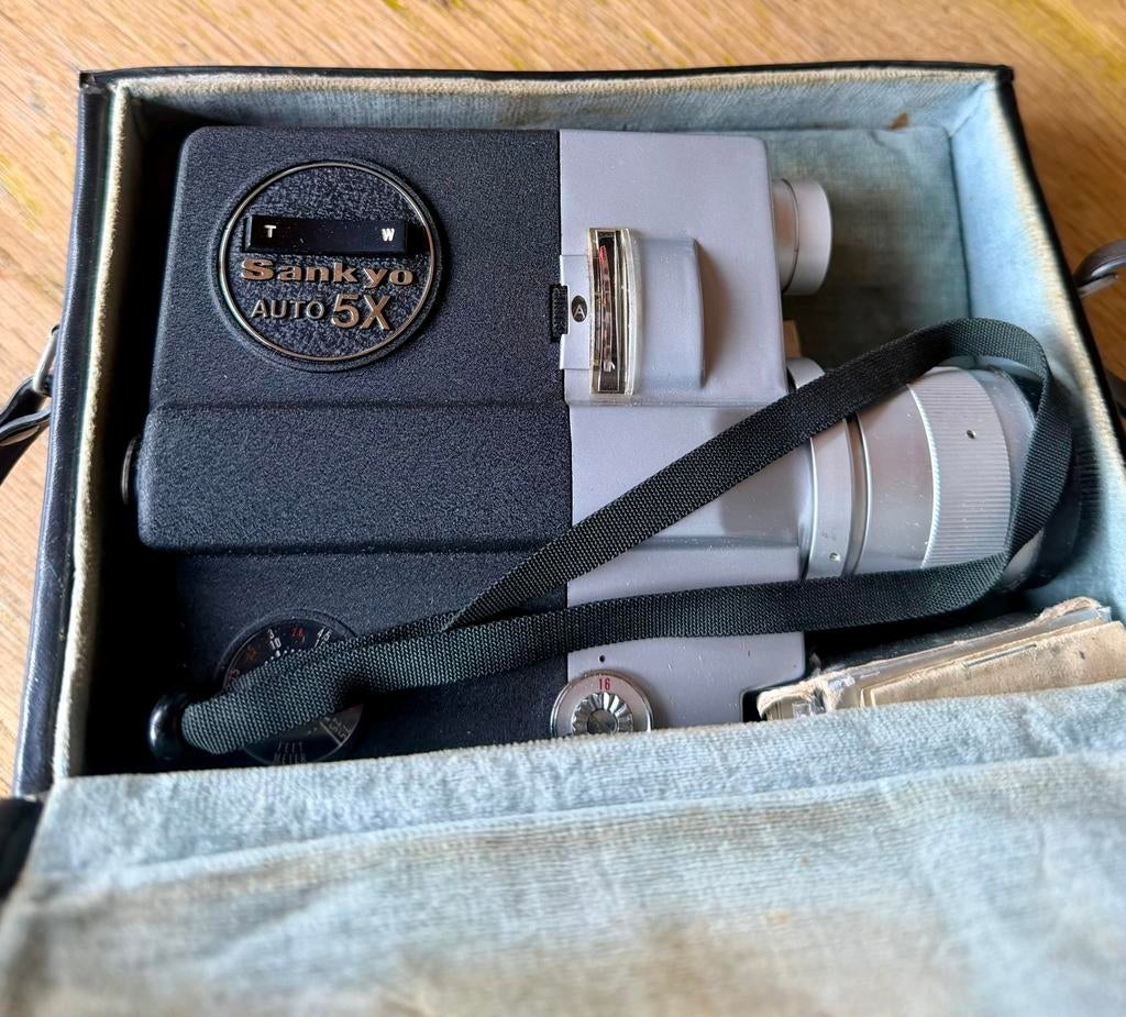 Vintage Sankyo Auto 5X Filmcamera (1966) – Complete set, Ophalen of Verzenden, Zo goed als nieuw, Compact, Overige Merken