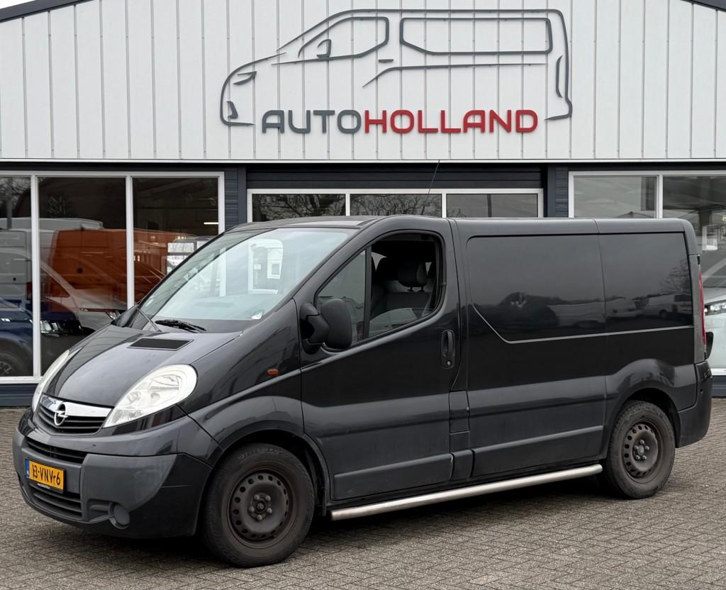 Opel VIVARO 2.5 CDTI 107KW 145PK APK T/M 27-8-2026, Voorwielaandrijving, Zwart, Origineel Nederlands, Bedrijf