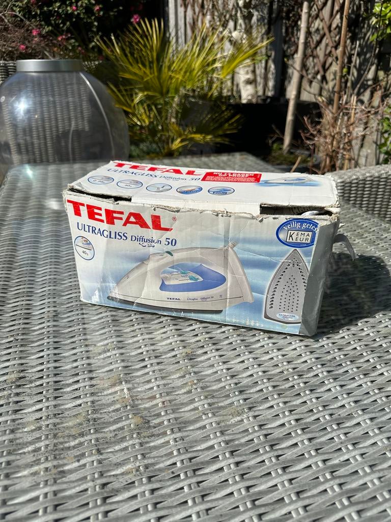 Tefal Ultragliss Diffusion 50 strijkijzer, Ophalen of Verzenden, Gebruikt, Strijkijzer met snoer