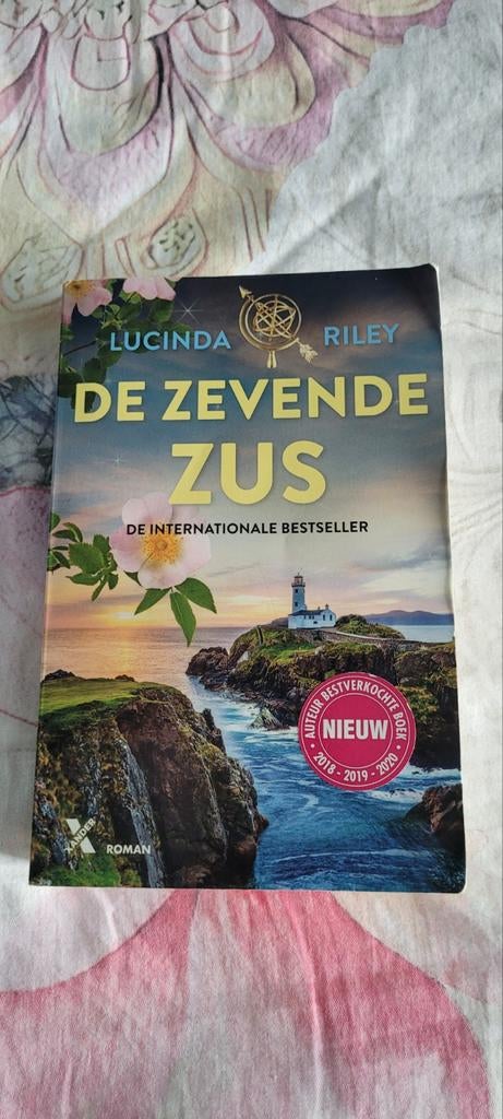 De Zeven Zussen - De Zevende Zus - Lucinda Riley, Ophalen, Zo goed als nieuw, Lucinda Riley, Nederland