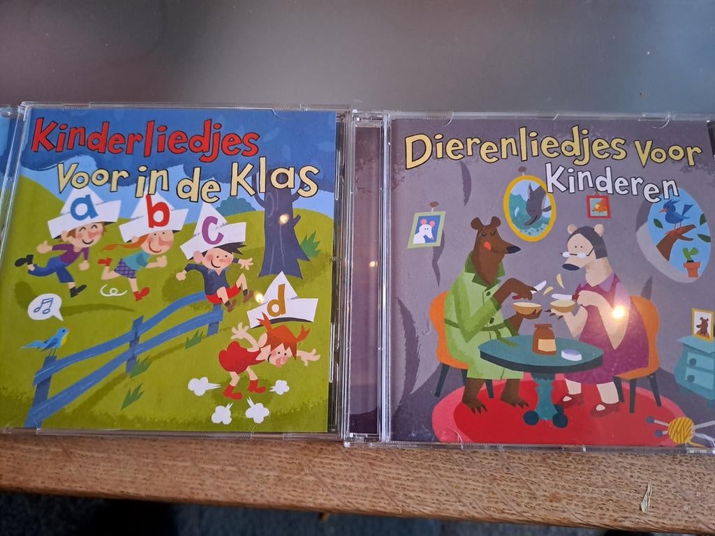 2 leuke kinderliedjes CD's: Dierenliedjes & Voor in de klas, Ophalen of Verzenden, Gebruikt, Muziek, 3 tot 5 jaar