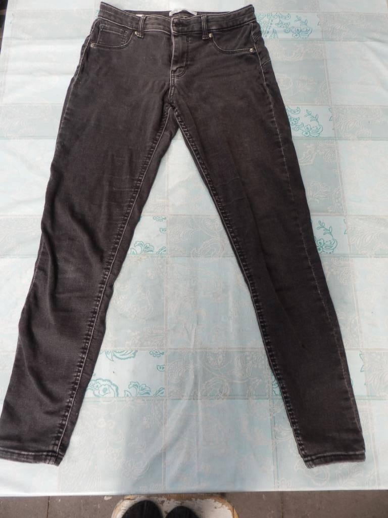 Denim Bershka maat 40, Zo goed als nieuw, W30 - W32 (confectie 38/40), Grijs, Bershka