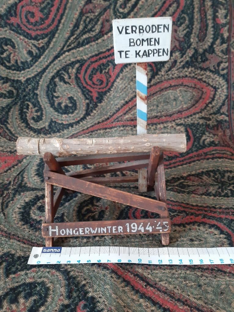 Hongerwinter 1944 - 1945, Verzamelen, Verzenden, Landmacht, Nederland, Miniatuur of Beeldje