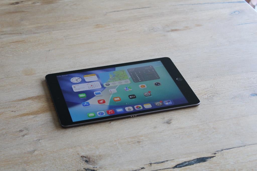 Apple iPad (9e gen.) - 64GB - 10,2" - WiFi + Cellular - Gray, Computers en Software, Apple iPads, 10 inch, Apple, Apple, Apple iPad