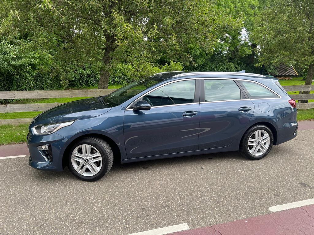 Kia Ceed Sportswagon 1.0 T-GDi DynamicLine Navi Camera Trekh, Auto's, Voorwielaandrijving, Gebruikt, Euro 6, Blauw